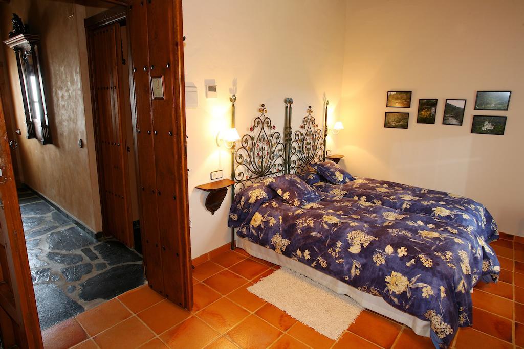 Palacio Viejo De Las Corchuelas Torrejón el Rubio Pokoj fotografie